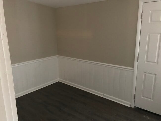 Building Photo - Coming Soon: 3-Bedroom Home with Covered Porch & Detached Garage