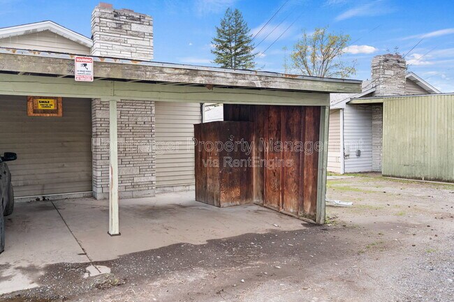 Building Photo - 37 E Rockwell Ave