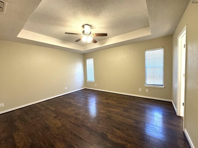 Building Photo - 4848 Matterhorn Dr