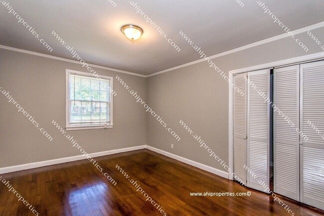 Building Photo - 3564 N Georgetown Dr