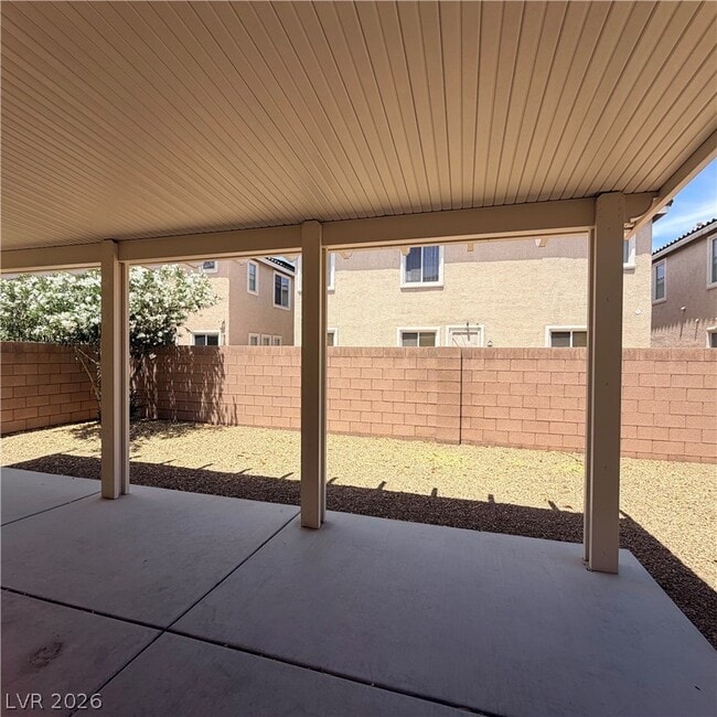 Building Photo - 7312 W Mesa Vista Ave