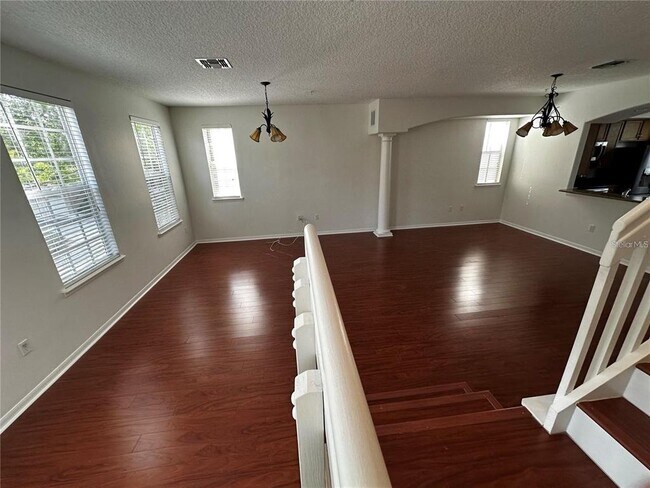 Building Photo - 1350 Chatfield Pl