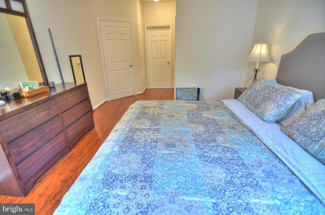 Building Photo - 1501 North Point Dr