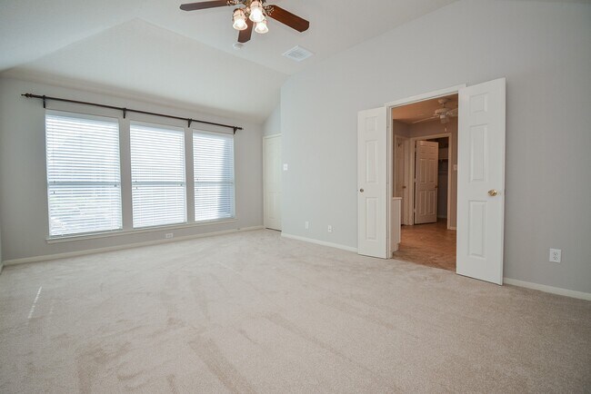 Building Photo - 18714 Flagstone Creek Rd