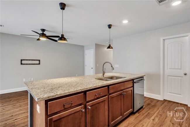 Building Photo - 43 Mossy Oak Cove