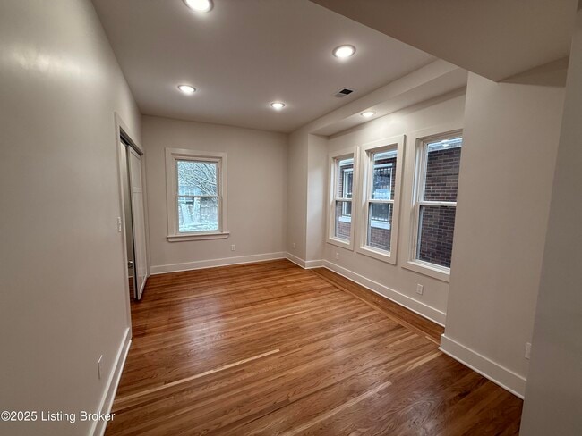 Building Photo - 730 Hazel St