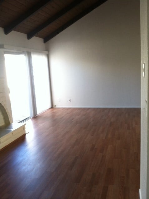 Building Photo - Great Salinas Two Bedroom House