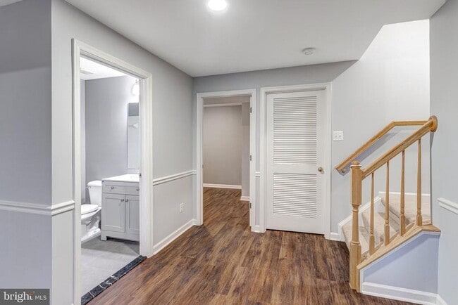 Building Photo - 2594 Sylvan Moor Ln