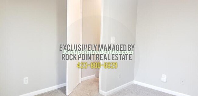 Building Photo - Great Townhome in Hixson!
