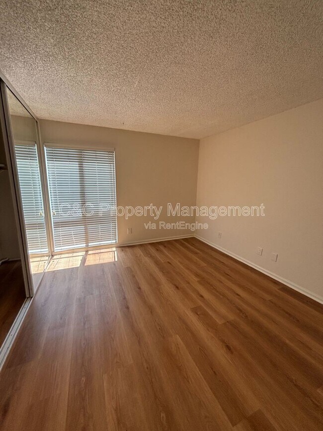 Building Photo - 802 Camino Real