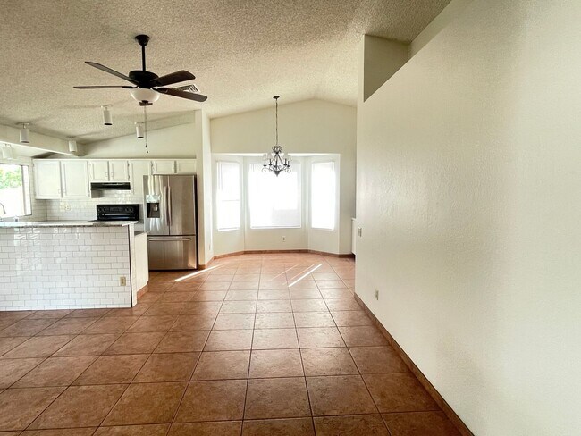 Building Photo - 1609 N Longmore St