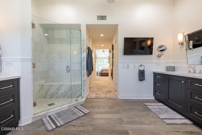 Building Photo - 2491 Swanfield Ct