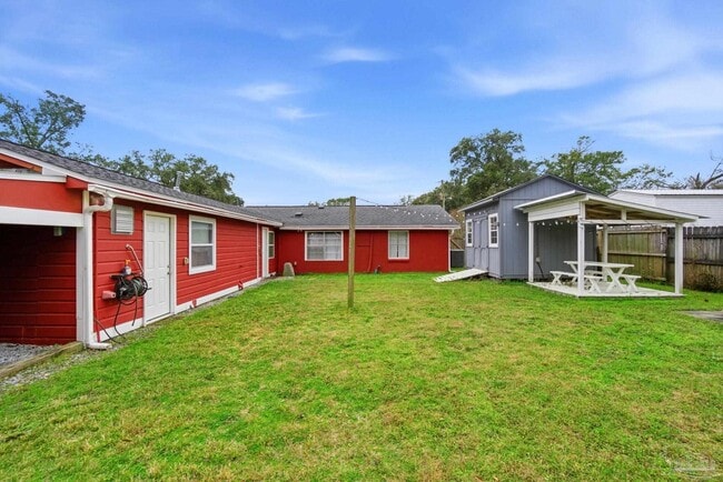 Building Photo - 3750 Martin St