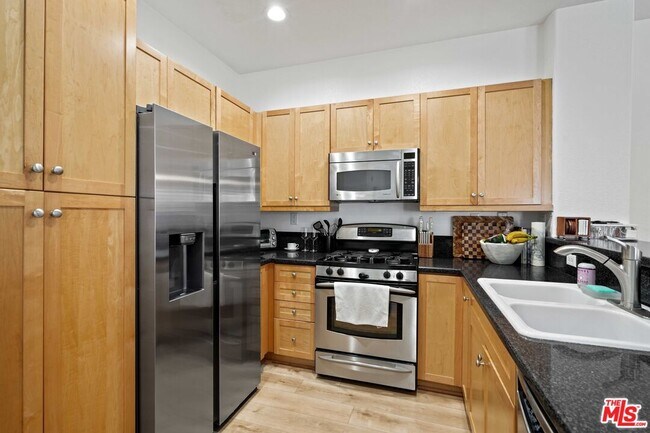 Building Photo - 17969 Lost Canyon Rd