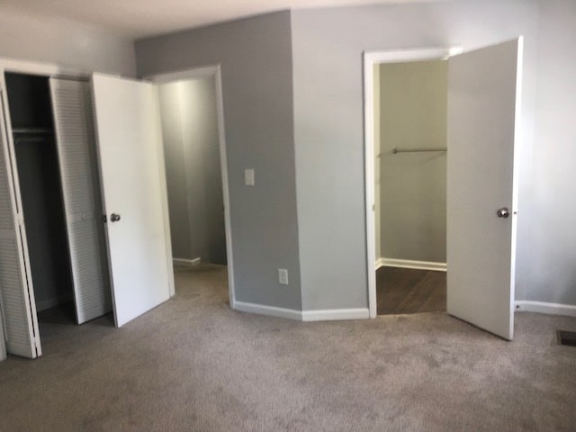 Building Photo - 117 E Circle Dr