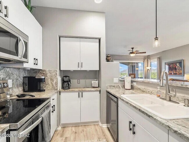 Building Photo - 755 W Vistoso Highlands Dr