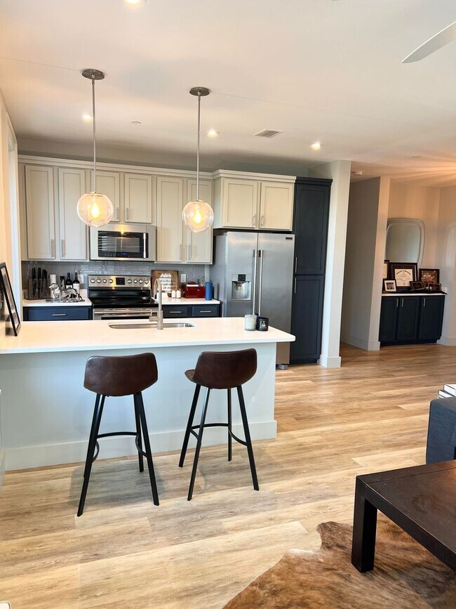 Building Photo - 2501 Bienville Blvd