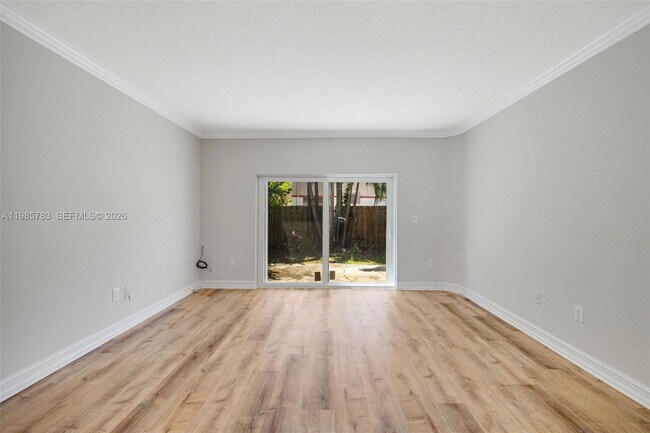 Building Photo - 15750 SW 92nd Ave