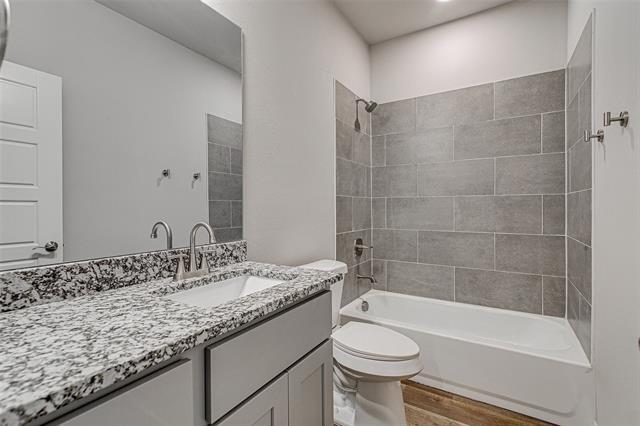 Building Photo - 2511 Birdell Ct