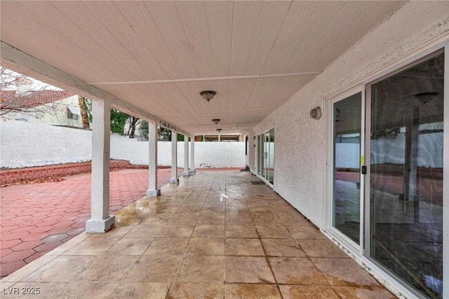 Building Photo - 3217 Ventana Hills Dr