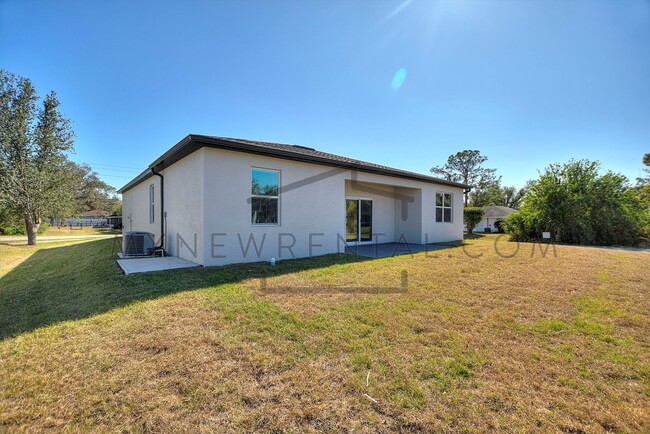 Building Photo - Deposit-Free! Get $1,000 OFF your first mo...