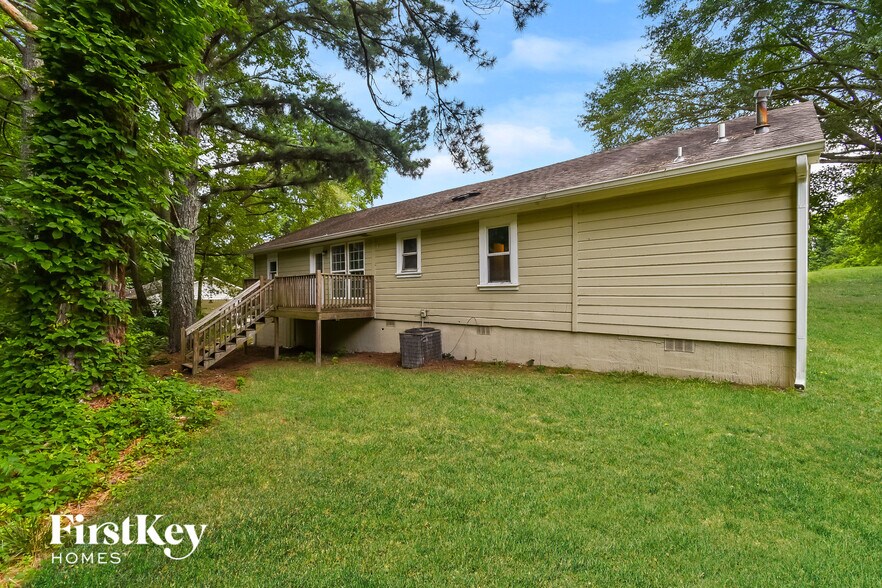 Building Photo - 6774 James D. Simpson Ave