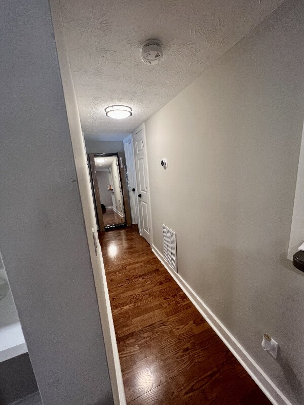 Building Photo - 4568 Vinings Central Trace SE