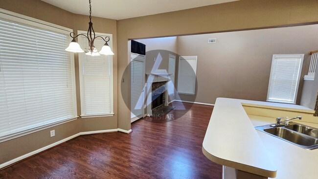 Building Photo - 223 Elmbrook Ln