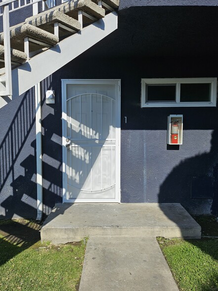 Entrance - Olive Tree Apartments