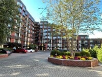 Building Photo - 50 E Hartsdale Ave