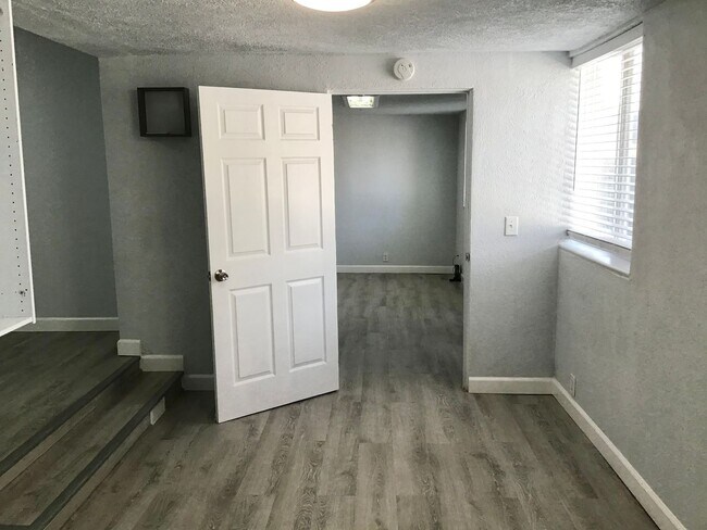 Building Photo - 921 Xavier St