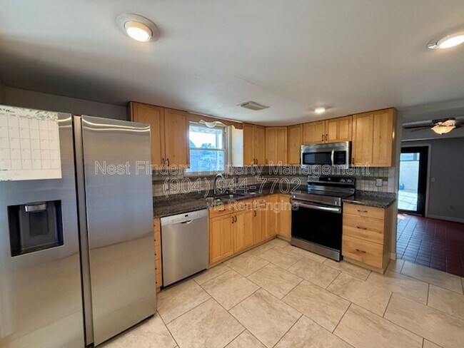 Building Photo - 3318 Cormorant Dr