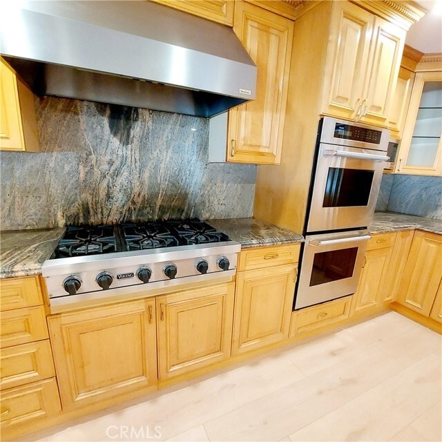 Building Photo - 16545 Park Ln Cir