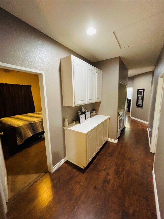 Building Photo - 27613 Vanilla Ct