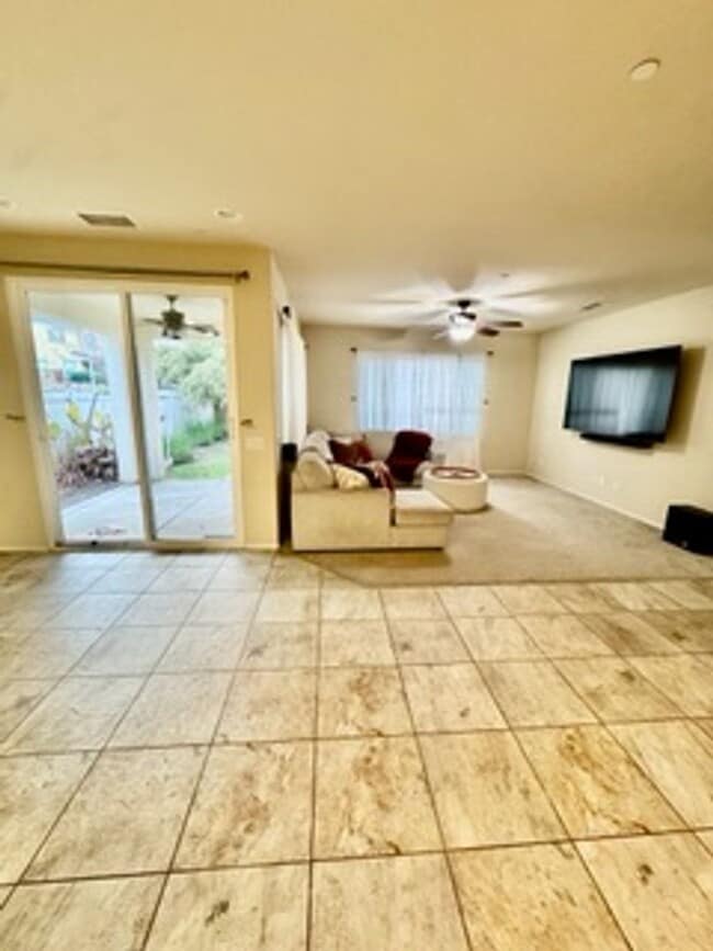 Building Photo - Gorgeous Mediterranean Home