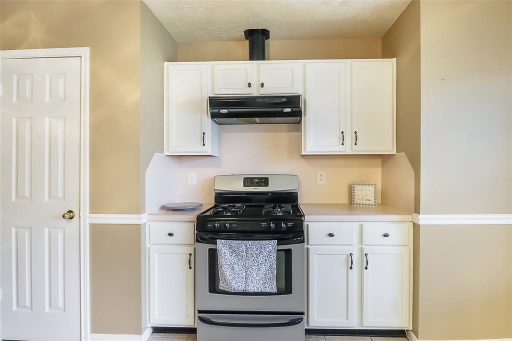 Building Photo - 5018 Dawngate Dr
