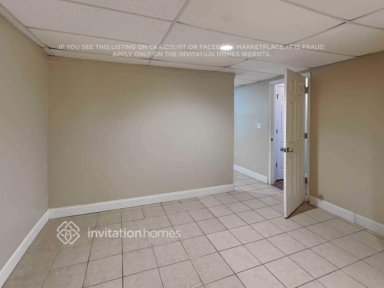 Building Photo - 4949 Lighthouse Pointe