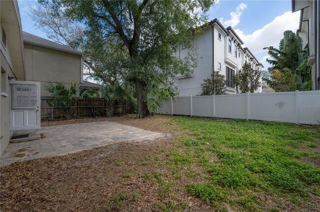 Building Photo - 510 S Lincoln Ave