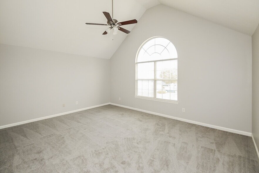 Building Photo - 11281 Aliyah Dr