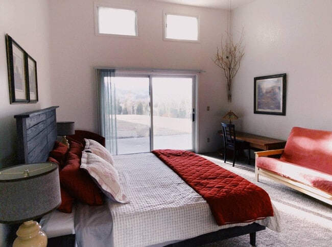 Building Photo - 783 MT-2