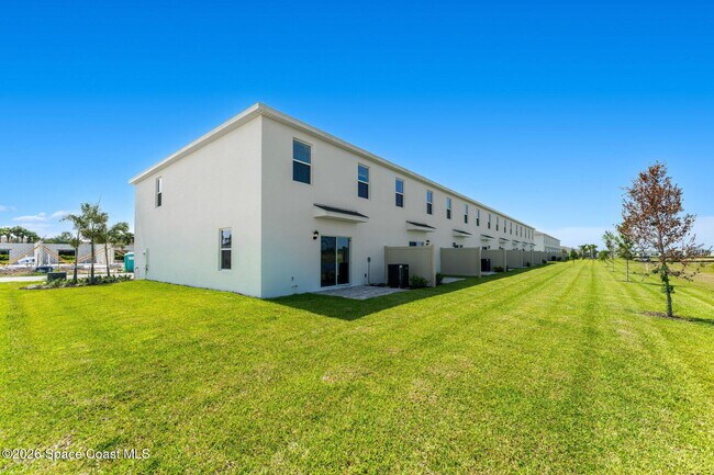 Building Photo - 9732 Venetian Sq