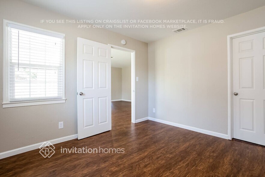 Building Photo - 548 B St