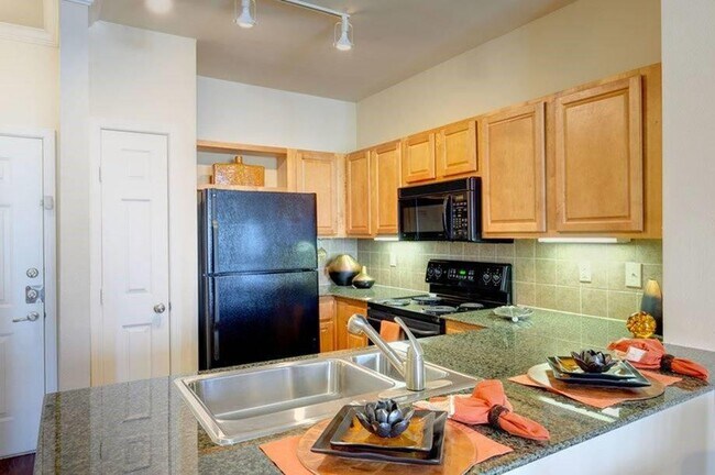 Building Photo - 4620 N Braeswood Blvd