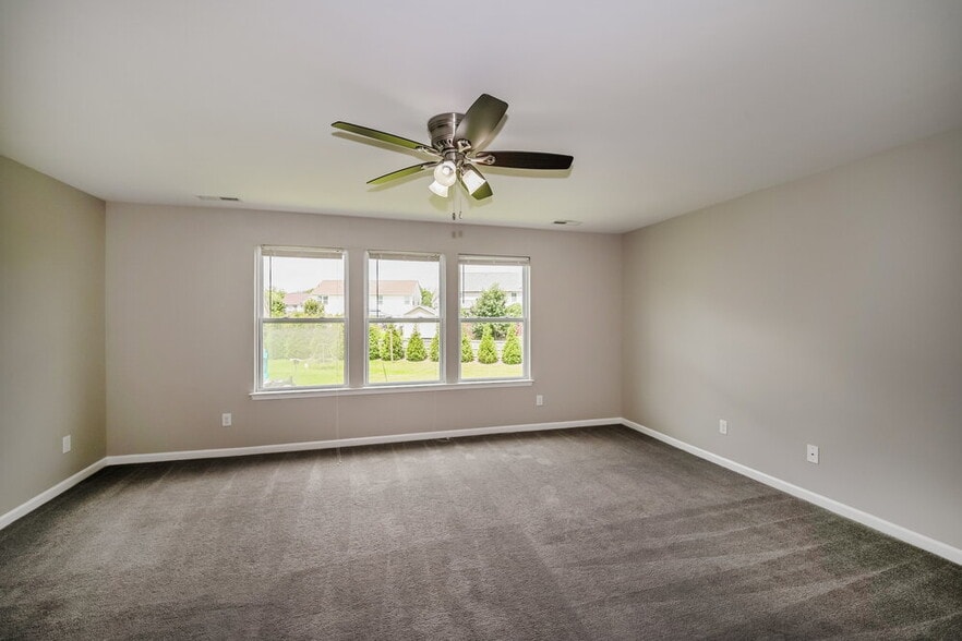 Building Photo - 1326 Aurora Ct