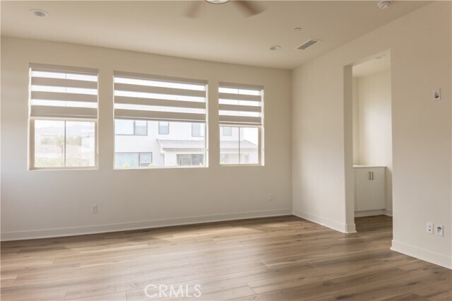 Building Photo - 35963 Bertain Dr