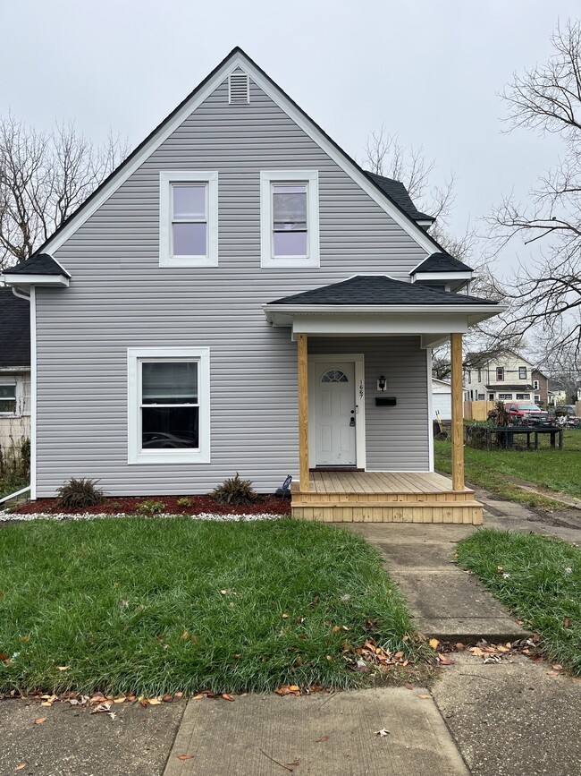 Building Photo - 1667 Warder St