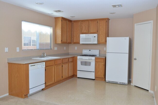 Building Photo - SOUTHWEST - 2 STORY HOME - 89178