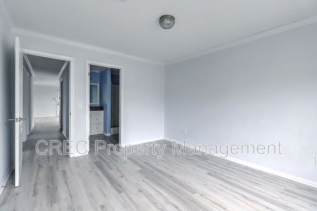 Building Photo - 2533 Celestial Ct