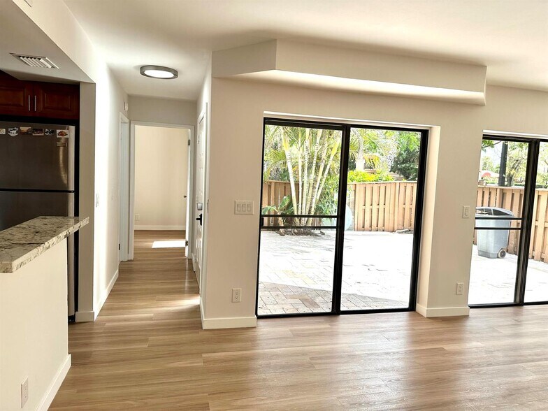 Building Photo - 8074 Severn Dr
