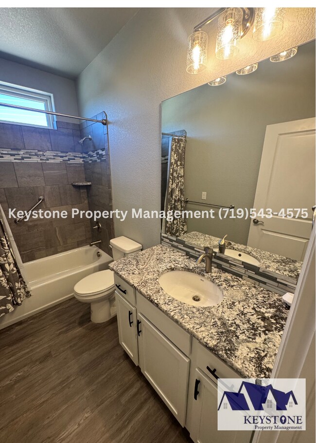 Building Photo - Gated Community - One Level Living  2 Bedr...